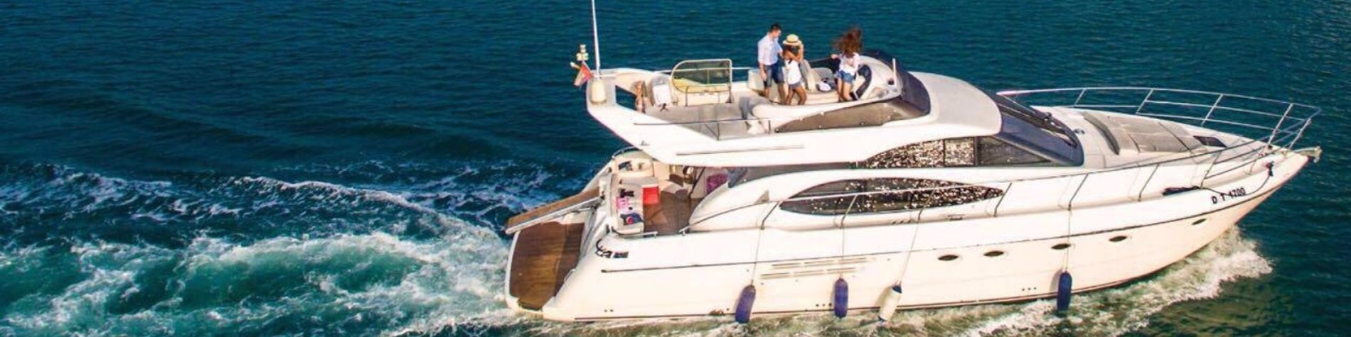 Azimut 52 FT Yacht in Dubai