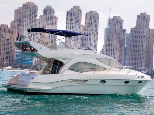 yacht rental dubai