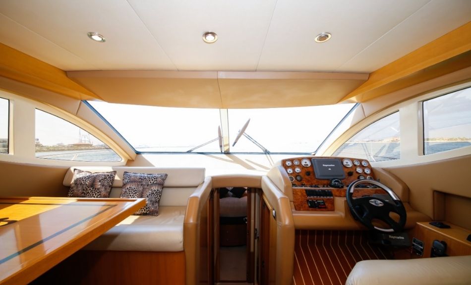 MAJESTY 44 ft Yacht9