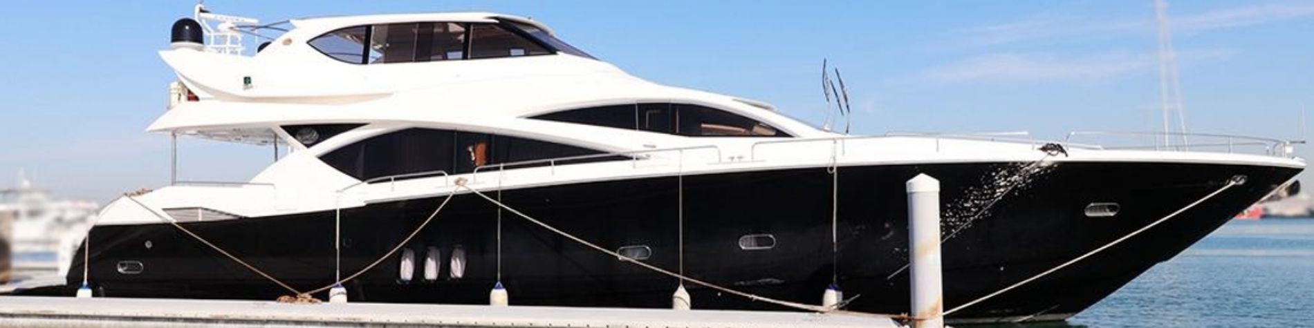 Sun Seeker 90 FT Yacht Rental in Dubai