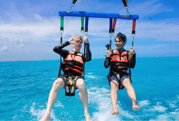 First Parasailing Ride Experience in Dubai