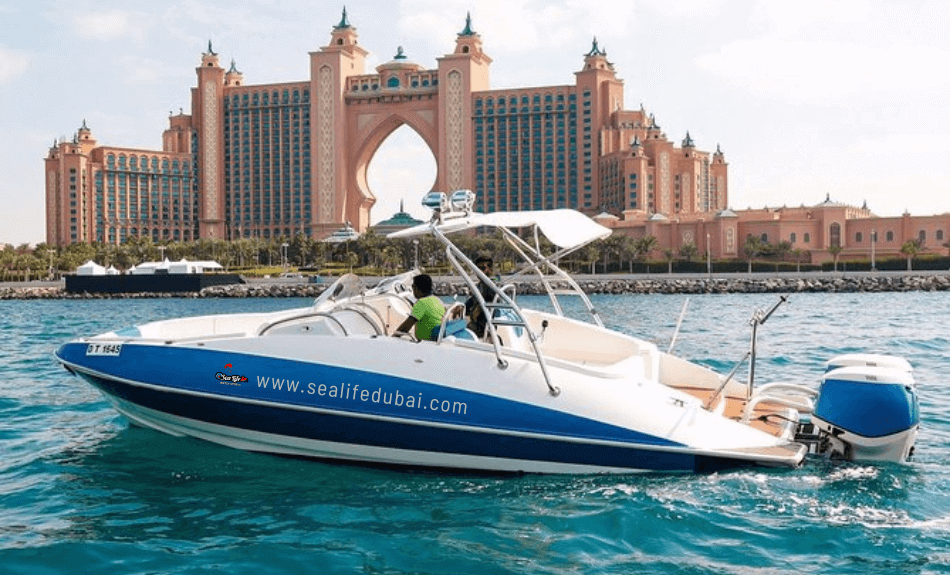 speed boat ride in Dubai Marina