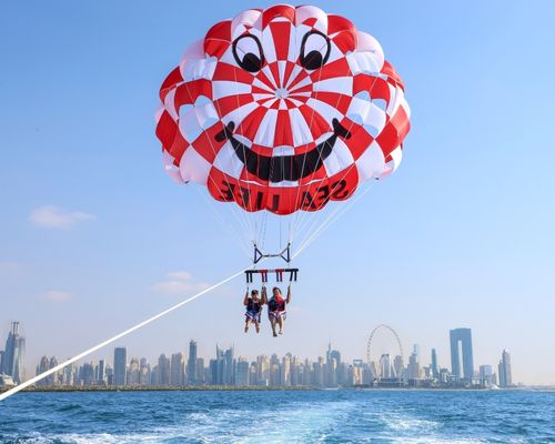 Best Parasailing Dubai tour