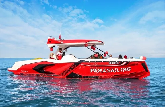 speed boat ride in Dubai Marina