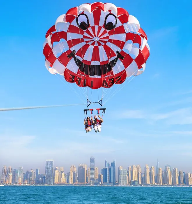 Sea Life Dubai Parasailing