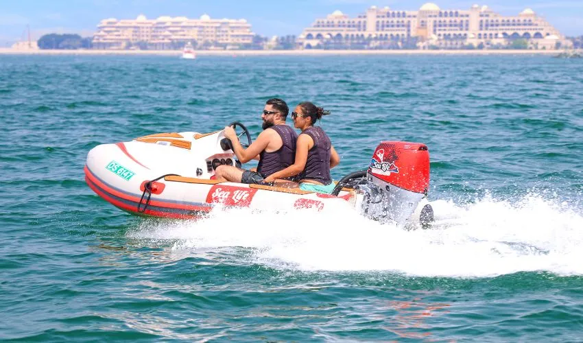 Self Drive Boat Hire in Dubai