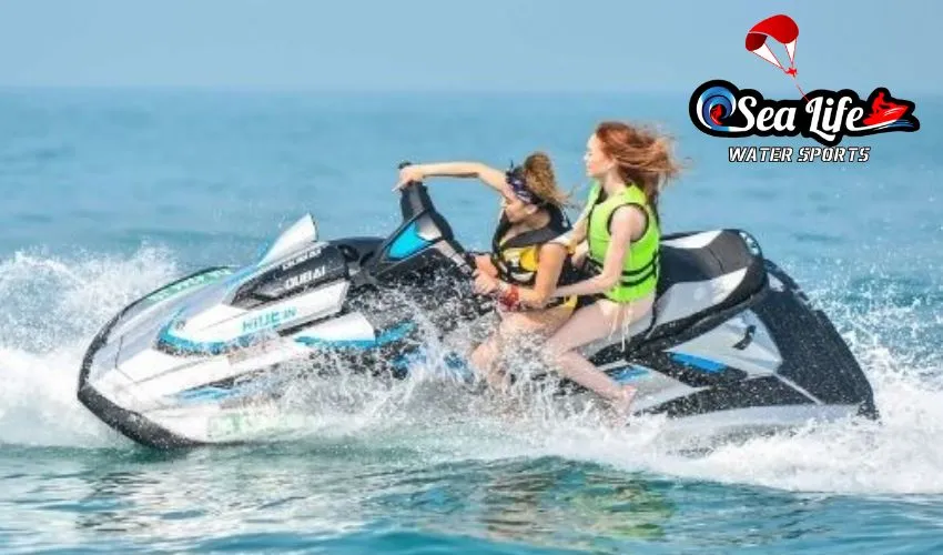 Jet Skiing in Dubai