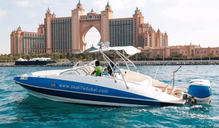 Speed Boat Tour Dubai