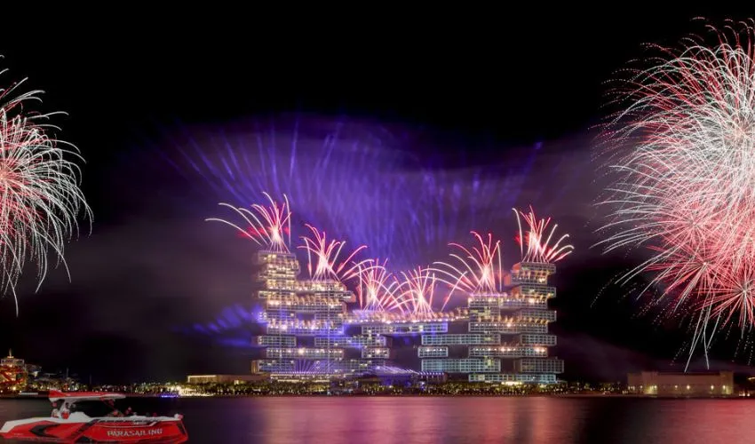 New Years Eve 2024 Fireworks at Atlantis The Royal, Dubai