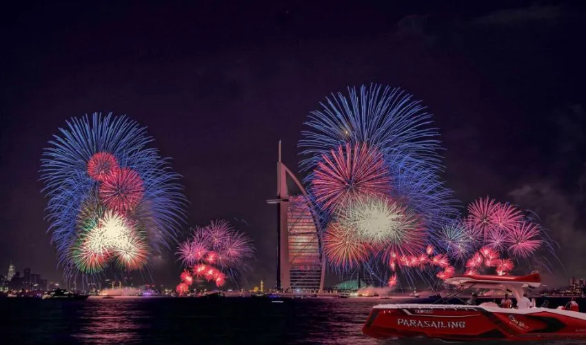 New Years Eve 2024 Fireworks at Burj Al Arab Dubai