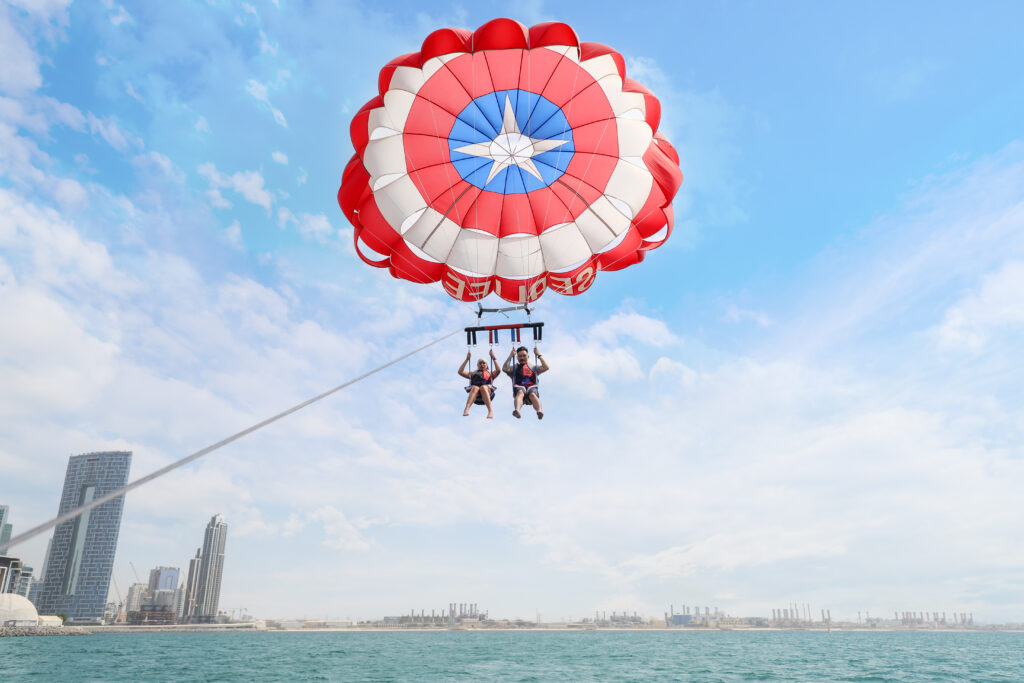 dubai parasailing
