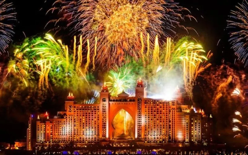 Celebrate New Year on The Palm Fireworks