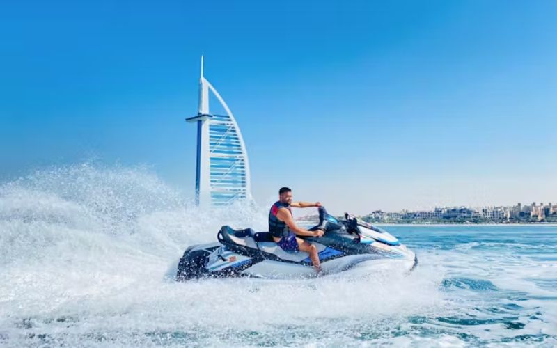 Jetski Along Dubai Marina & Open Coastlines