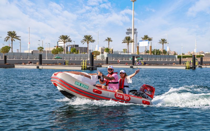 Speedboat Adventures Along Dubai’s Coast